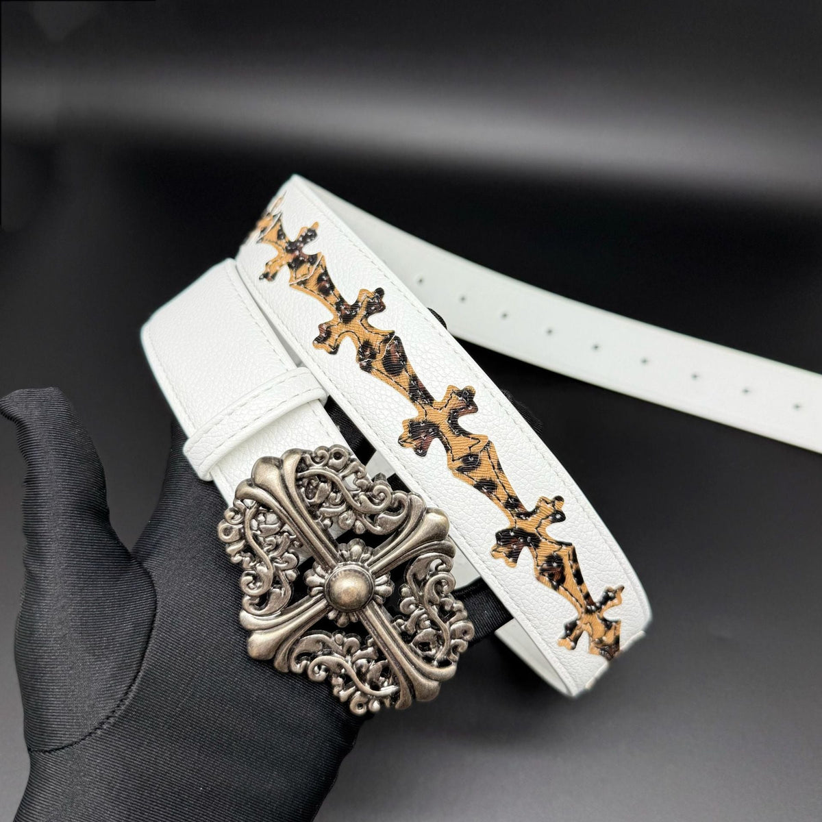 Chrome Hearts Cross-Motif Classic Leather Belt